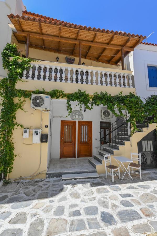 Studio Rene 3 Tinos Exterior photo